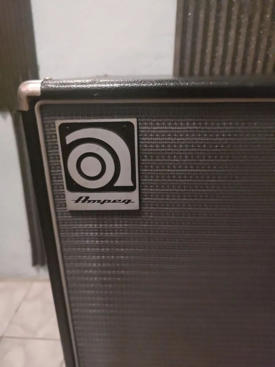 Caixa Ampeg série B 410 he  - Foto 2