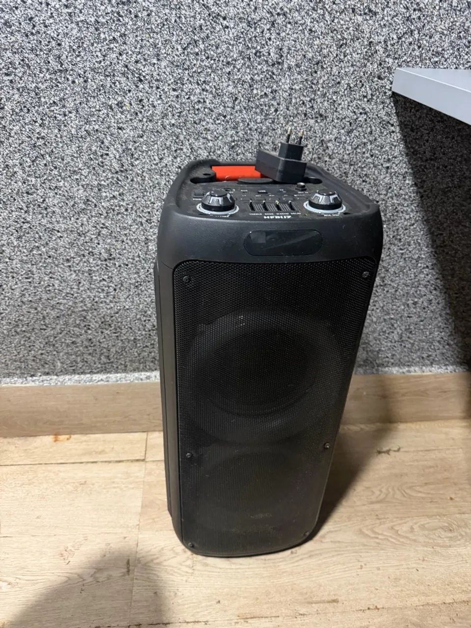 Caixa de som amplificada com 2 microfones  - Foto 2