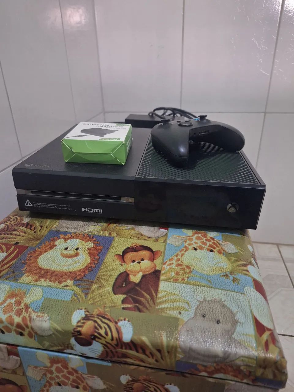Xbox one 1TB + Controle do series s + Vários Jogos +limpeza e