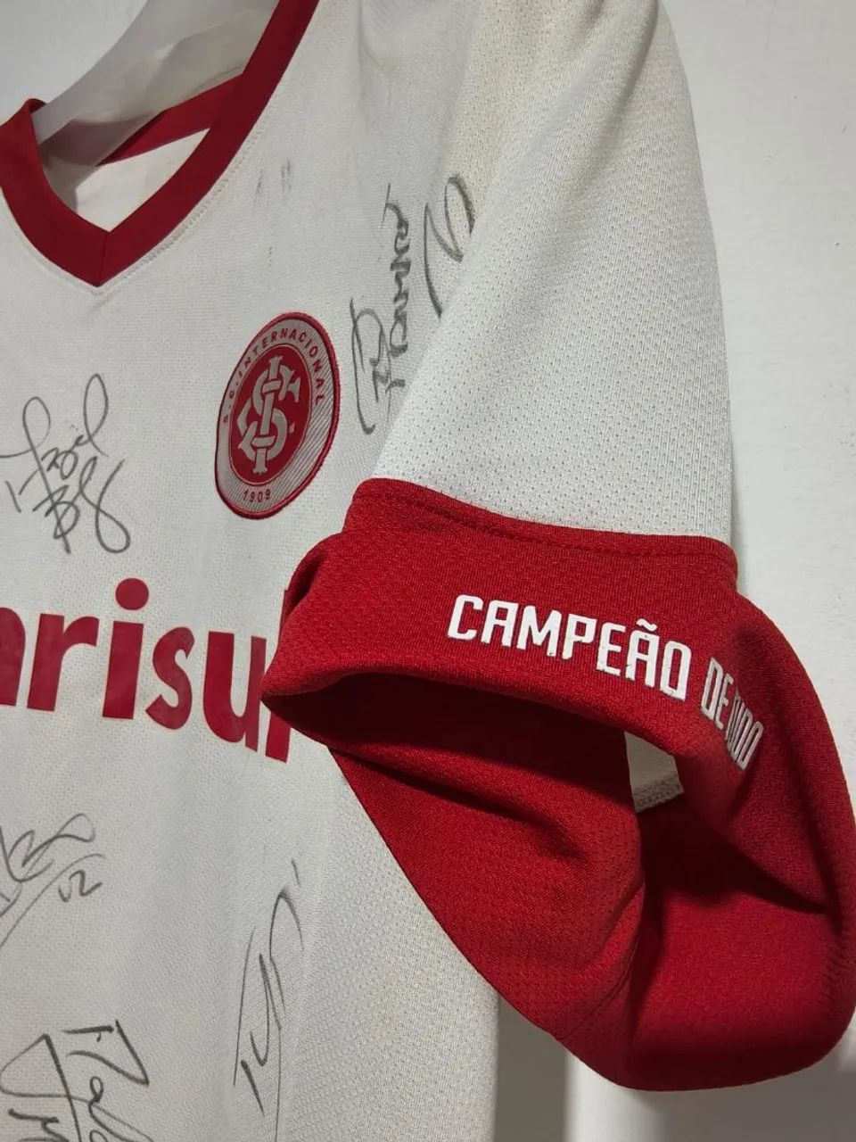 Camisa do internacional autografada  - Foto 2