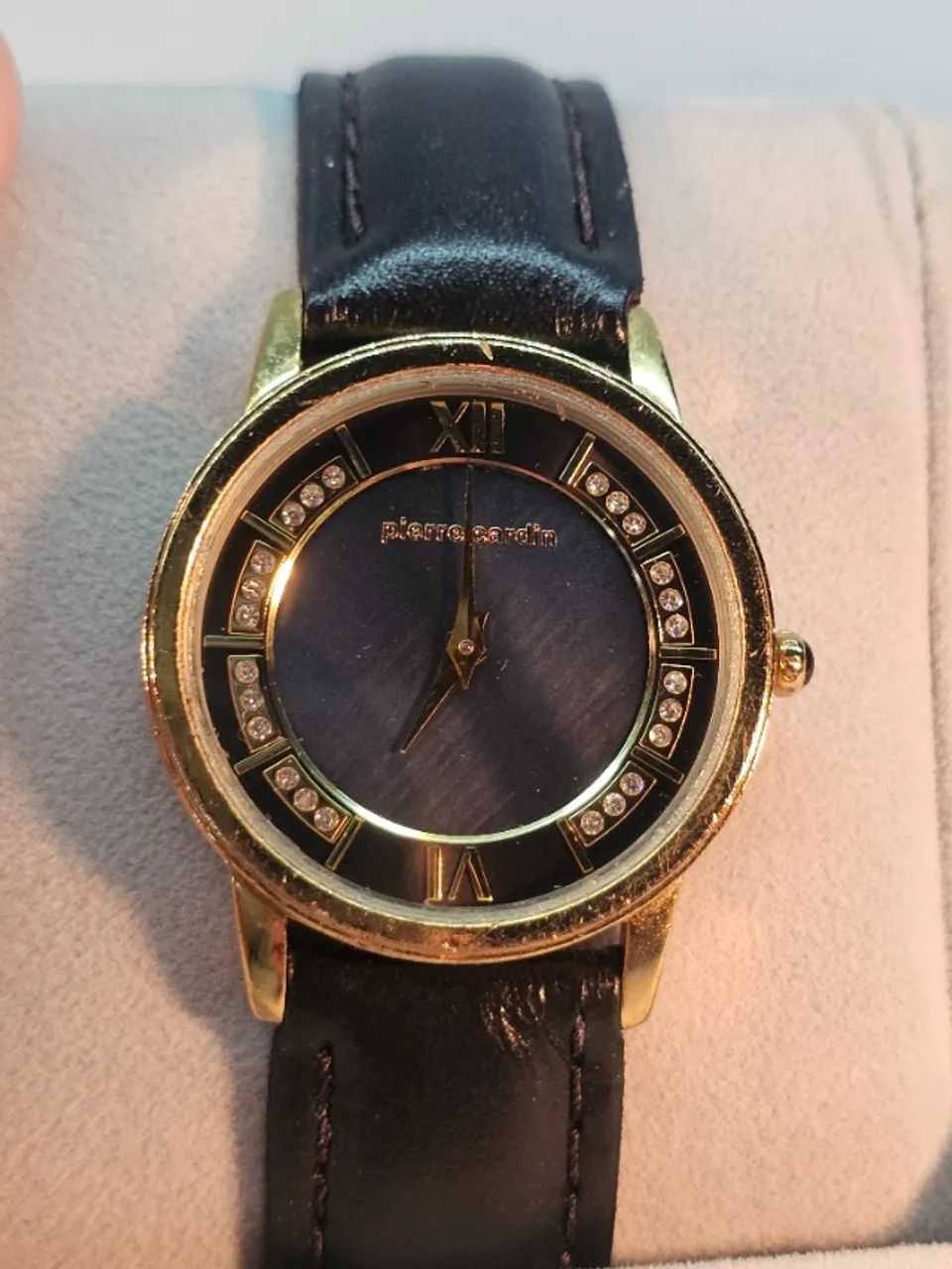 Relógio Pierre Cardin original pedras preciosas revisado pilha nova