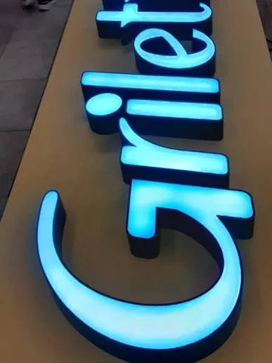 Letreiros luminosos em acrílico - Foto 4