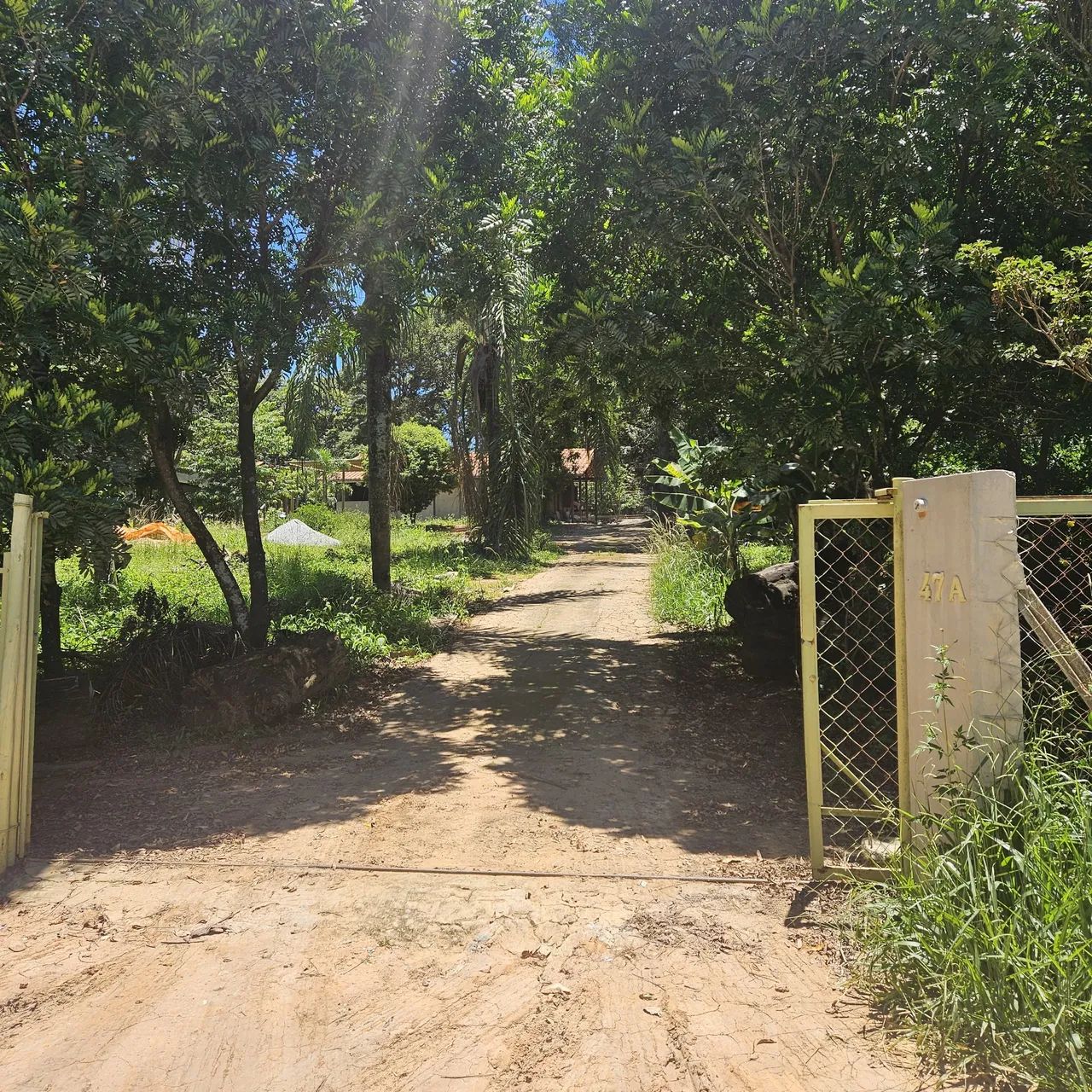 LINDO SÍTIO NOSSO RANCHO