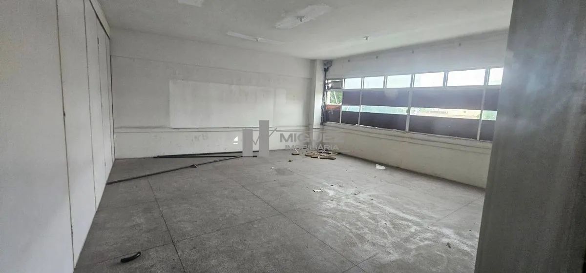 Prédio Comercial à Venda na Rua Hermengarda  767 m² - Foto 4