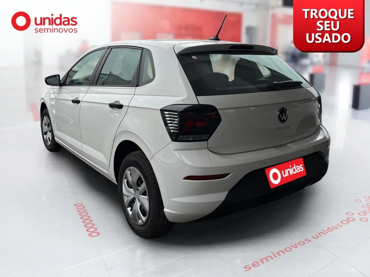 Volkswagen Polo Track 1.0 Flex 12V 5p, foto 7 de 17