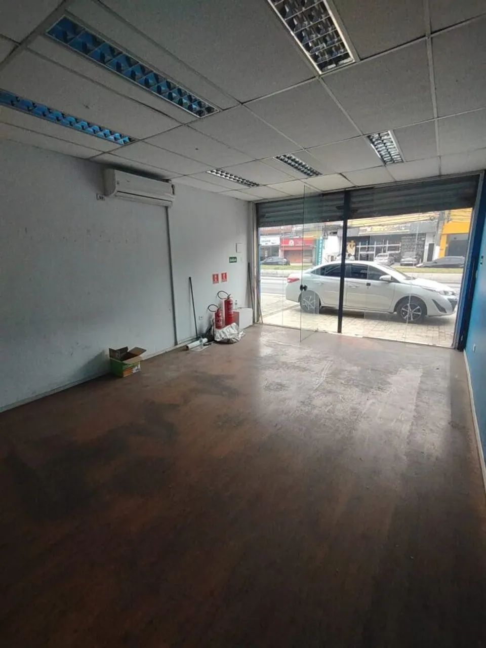 Salão Comercial na avenida com aproximadamente 40m² - Foto 5