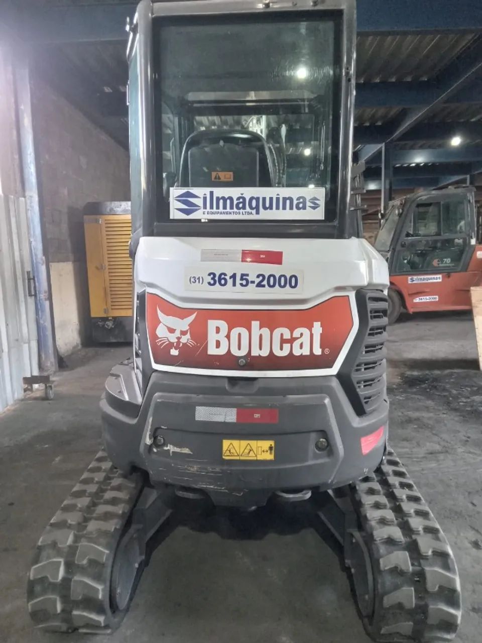 Mini Escavadeira Bobcat Mod. E26 Ano 2022 835.4h C/ Ar Cond - Foto 2