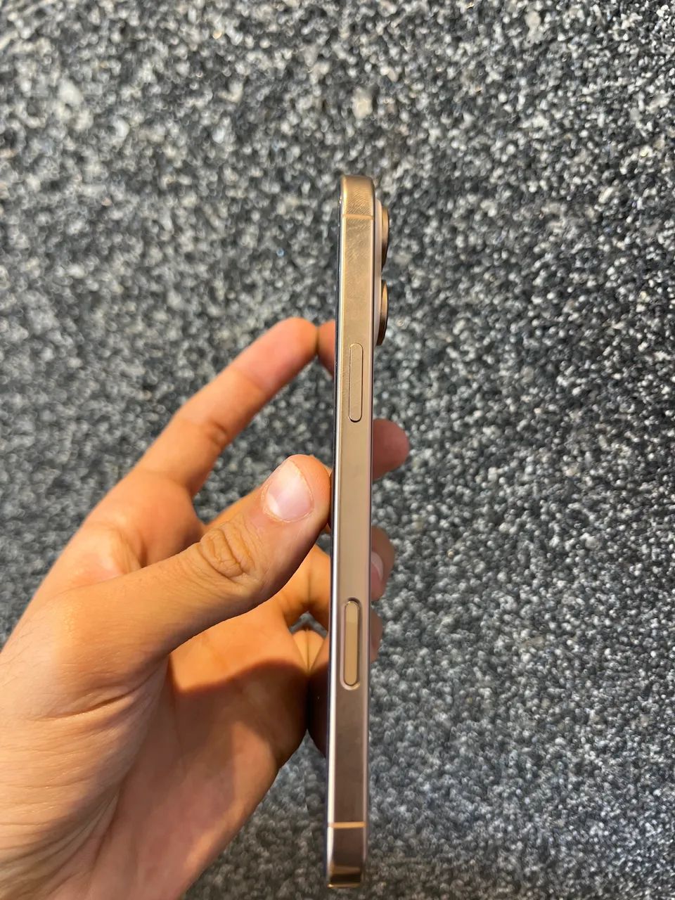 iPhone 16 Pro Max  - Foto 2