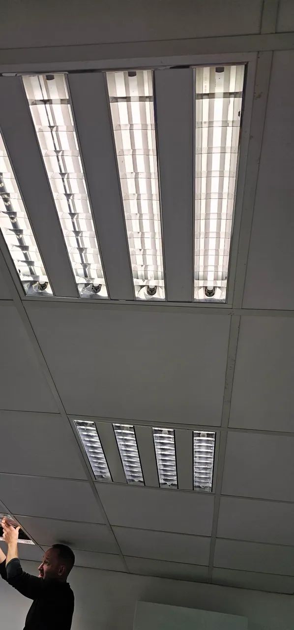 Luminárias com lâmpadas  - Foto 2