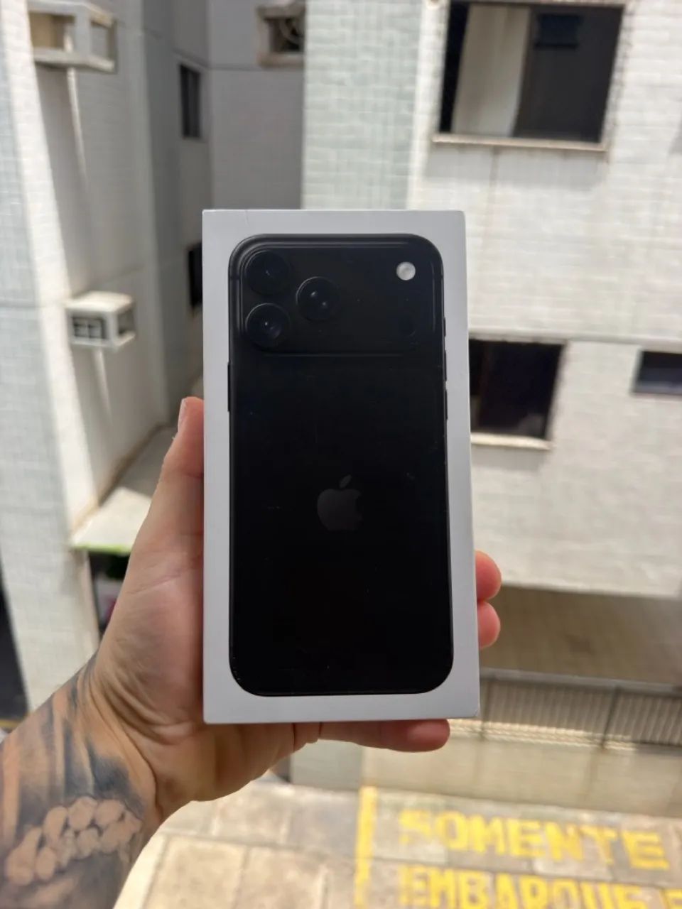 IPhone 18 pro Max , 256 gb 