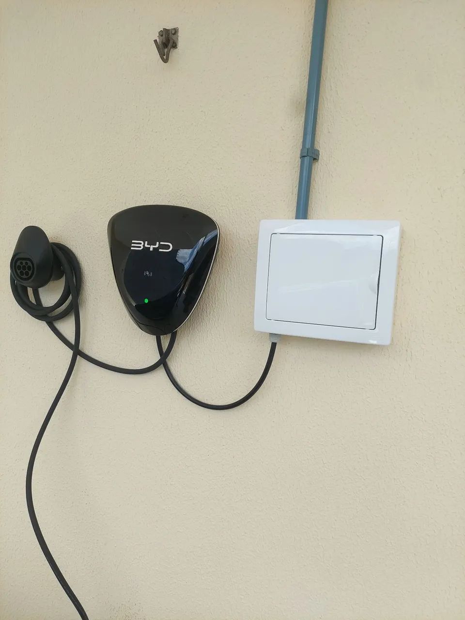 INSTALACAO DE WALLBOX INTELBRAS/ BYD E OUTROS SERVICOS ELETRICOS - Foto 3