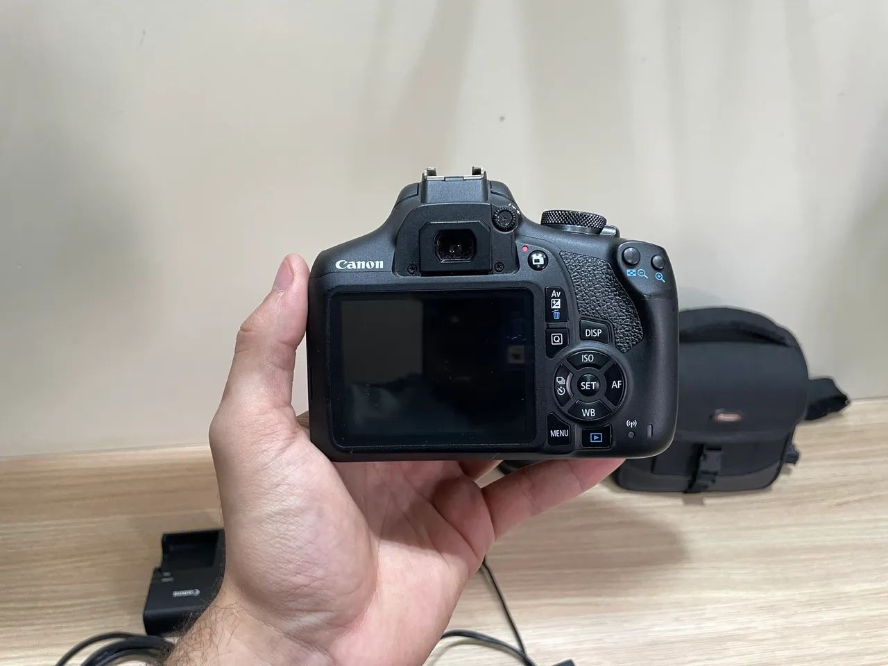 Canon EOS Rebel T7+ Kit Completo | Lente 50mm + 18-55mm | 3 Baterias | Caixa e Nota Fisca - Foto 2