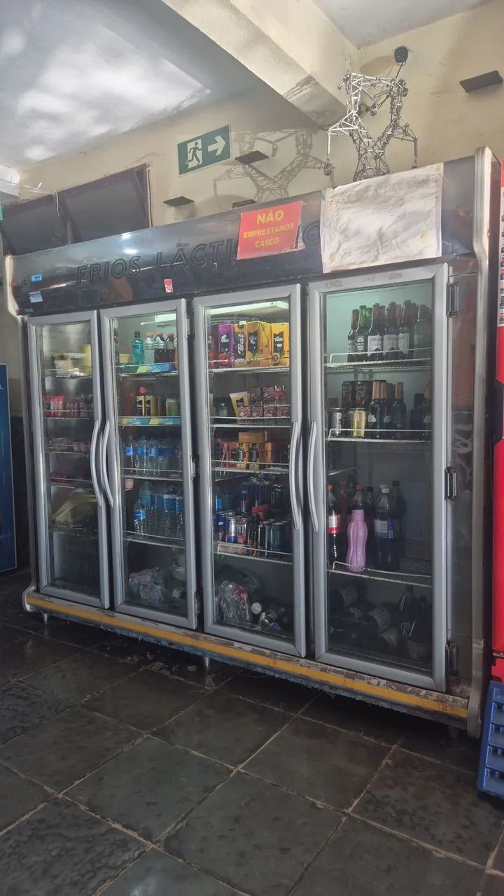 Expositor de Bebidas 4 Portas Polofrio - Foto 2