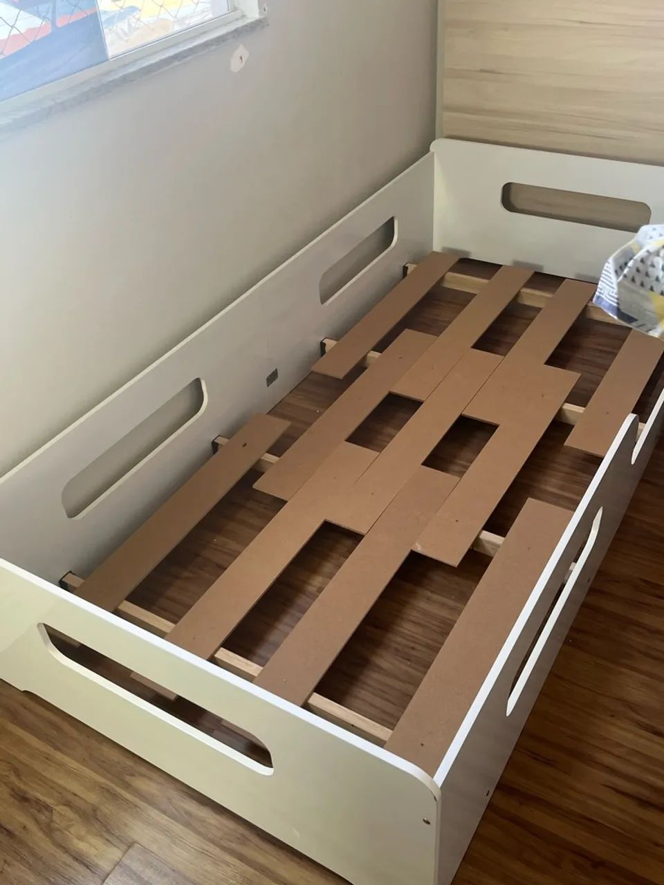 Cama montessoriana 