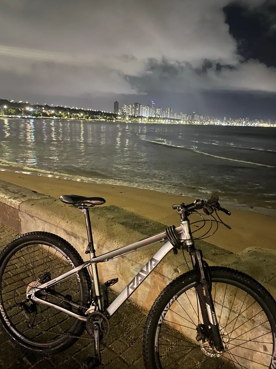 Bike RAVA pressure cinza aro 29 - Foto 2
