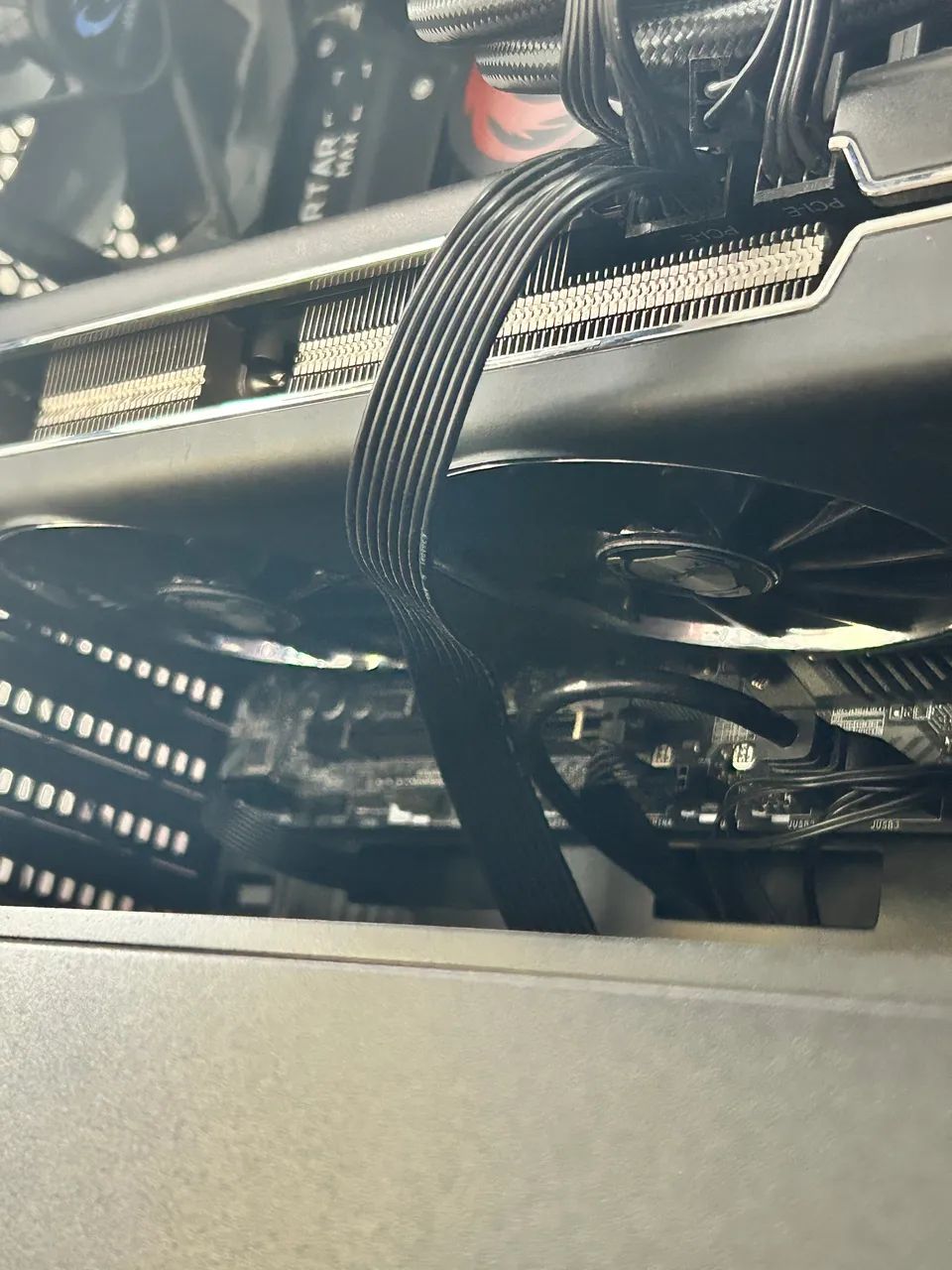 Placa de Vídeo RX 5700 XT - Usada  - Foto 4