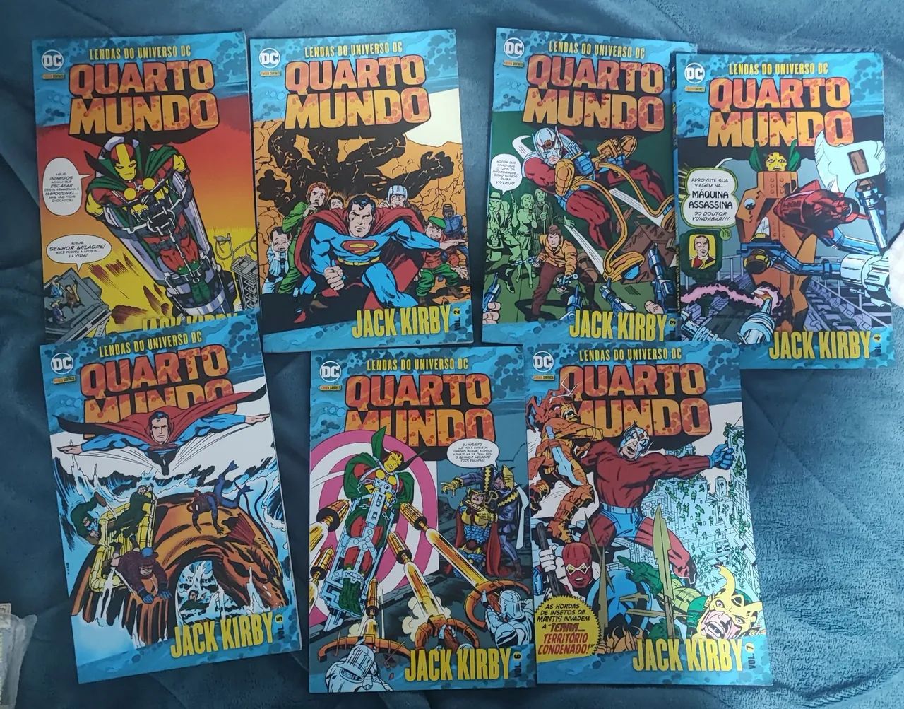 Lote de HQs Quarto mundo DC 