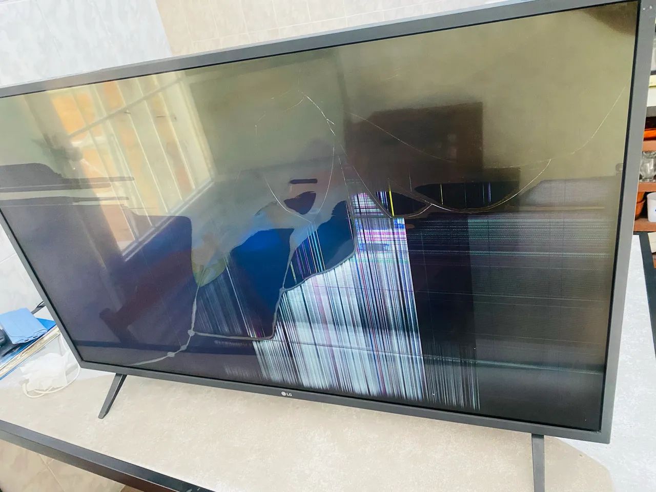Tv LG 43 polegadas com defeito  - Foto 3