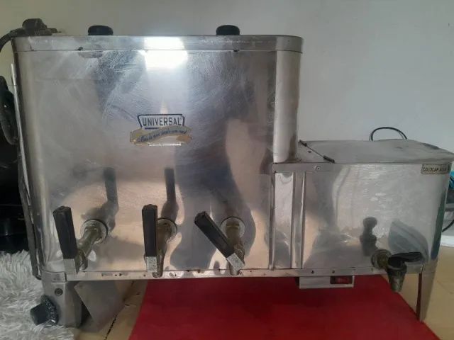 VENDO CAFETEIRA DE PADARIA 