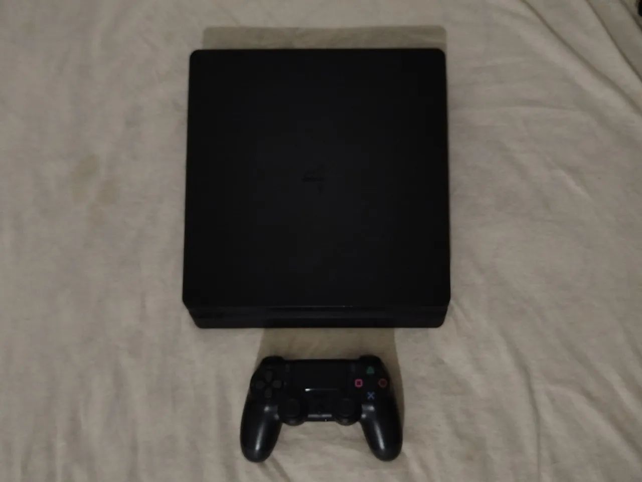 PS4 slim 500 GB