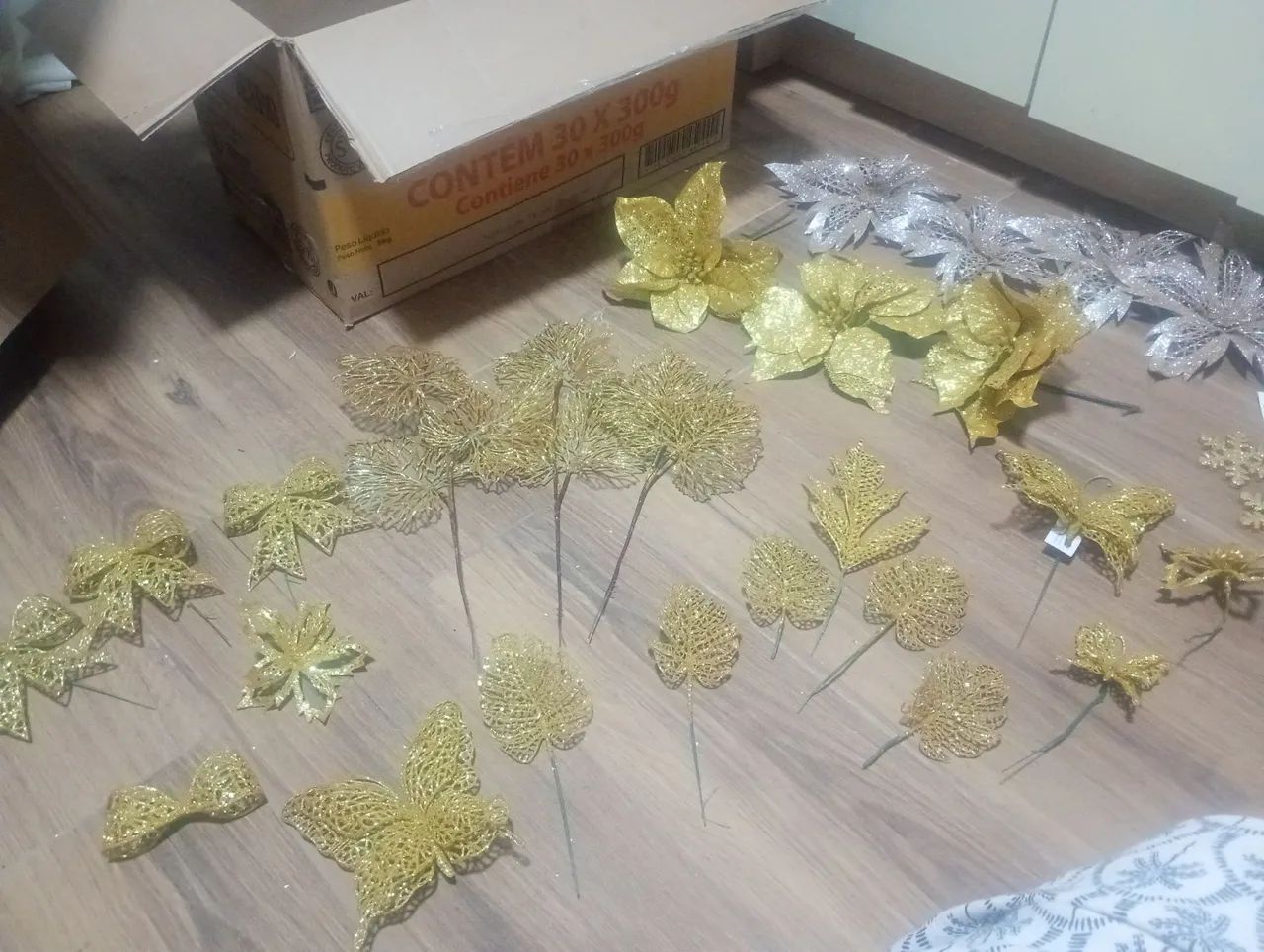 Kit Natal enfeites dourados  - Foto 3