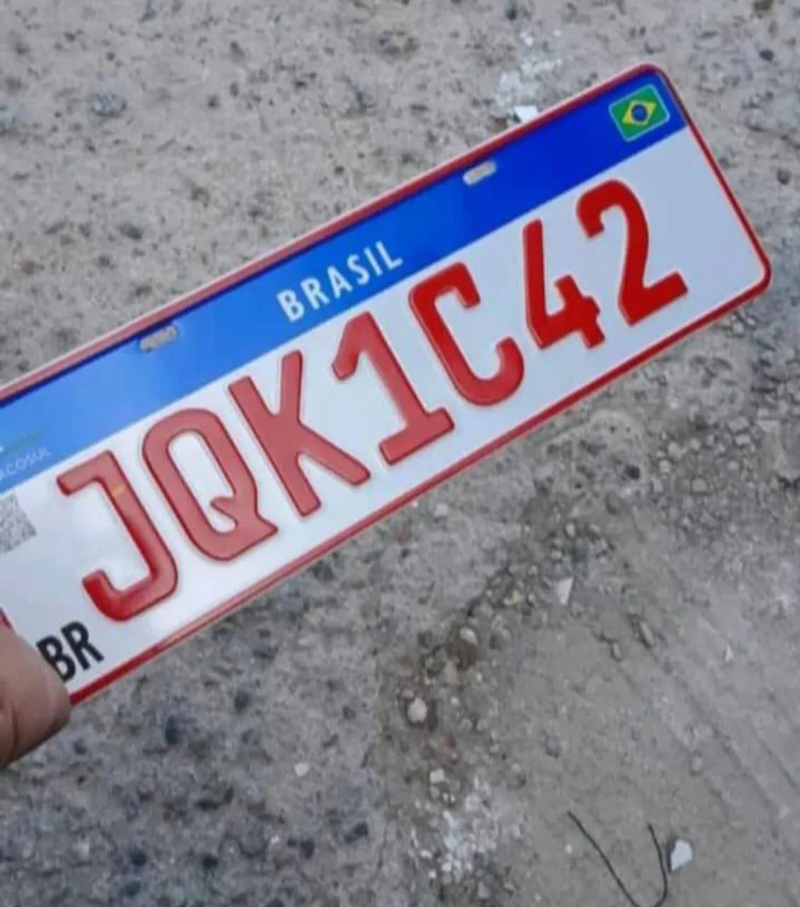Trabalhamos com placa Mercosul é luminosa para carro é moto  - Foto 4