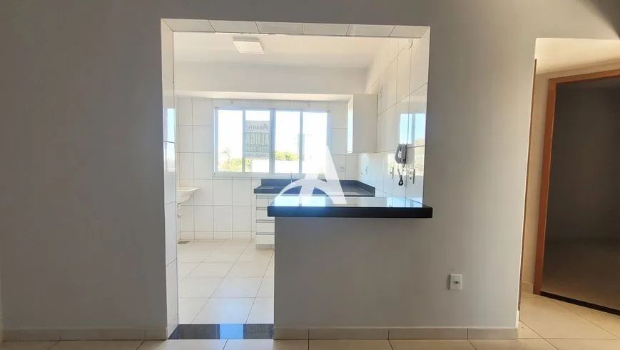 Aluguel Apartamento SANTA MÔNICA - Foto 3