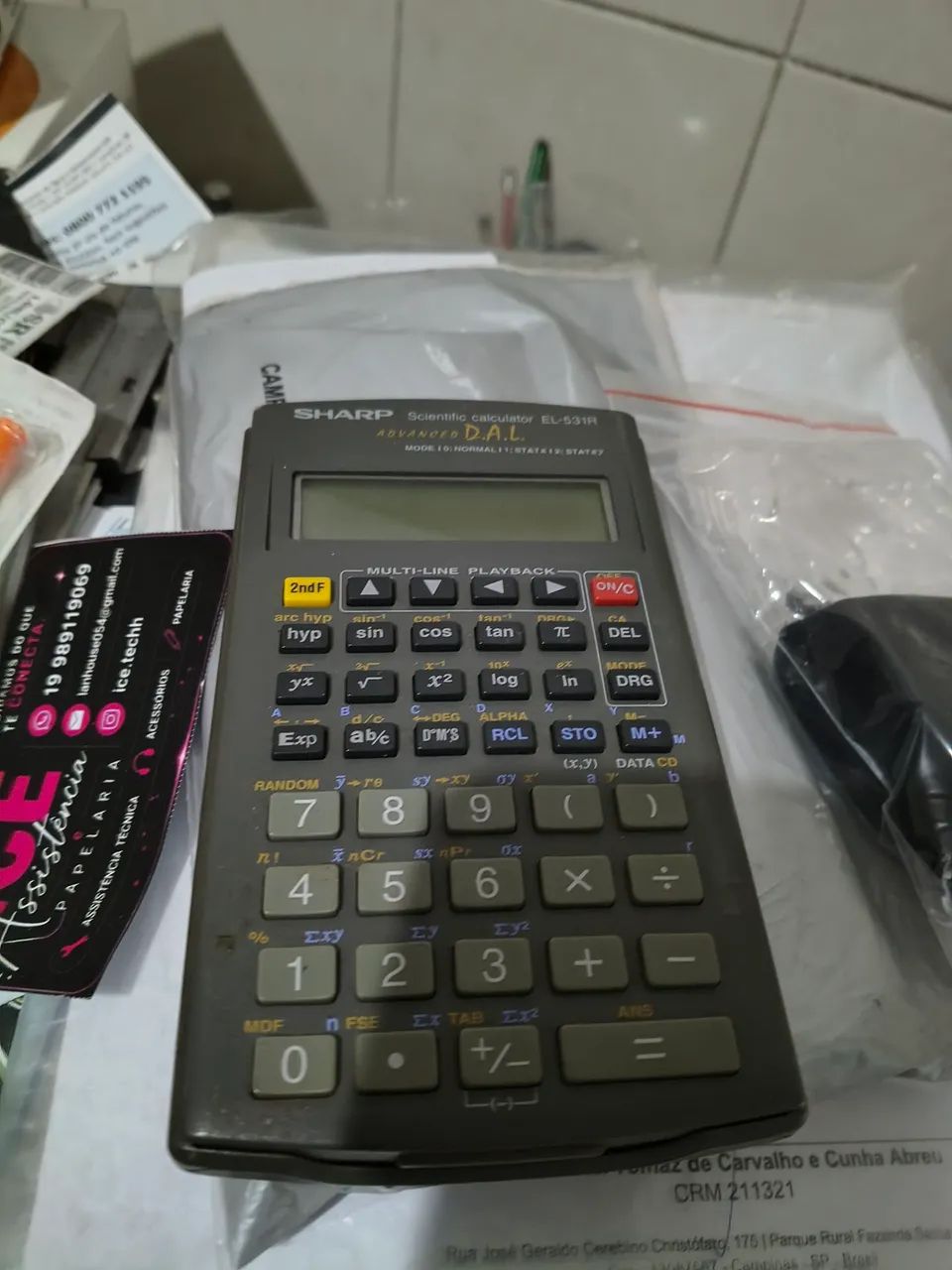Calculadora científica Sharp EL-531R está sem bateria  - Foto 3