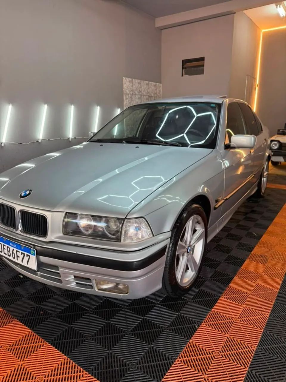 BMW 318I 318i/iA 1.8 16V 1994