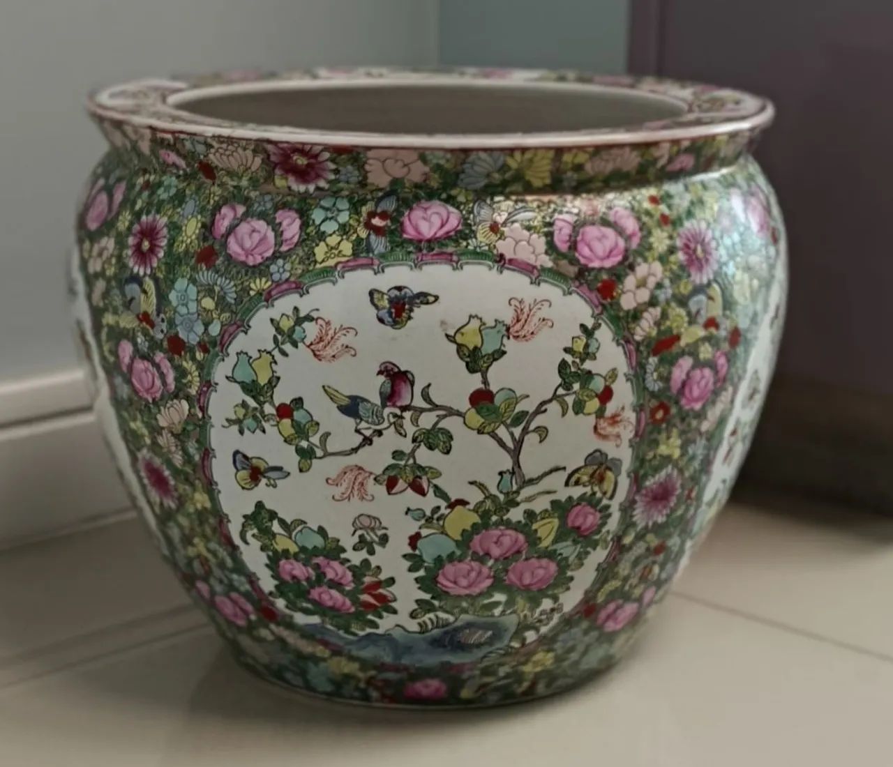Cachepot de louça pintada