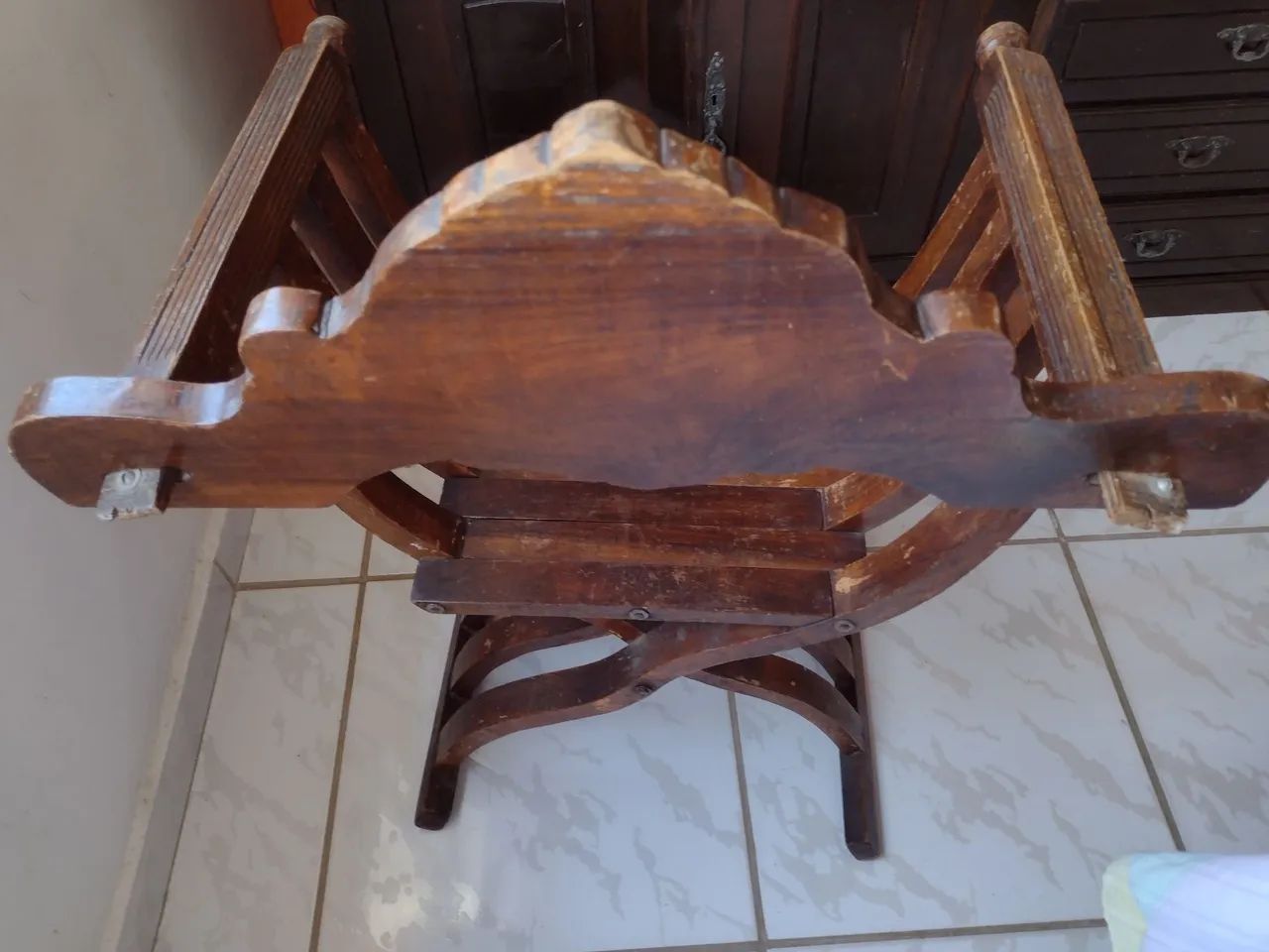 Vendo Cadeira Savanarola  - Foto 5