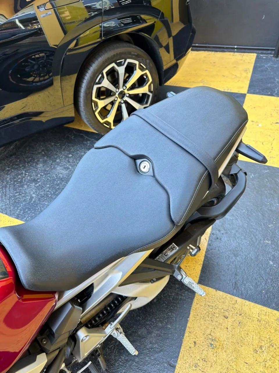 Honda CB 1000R - Foto 3