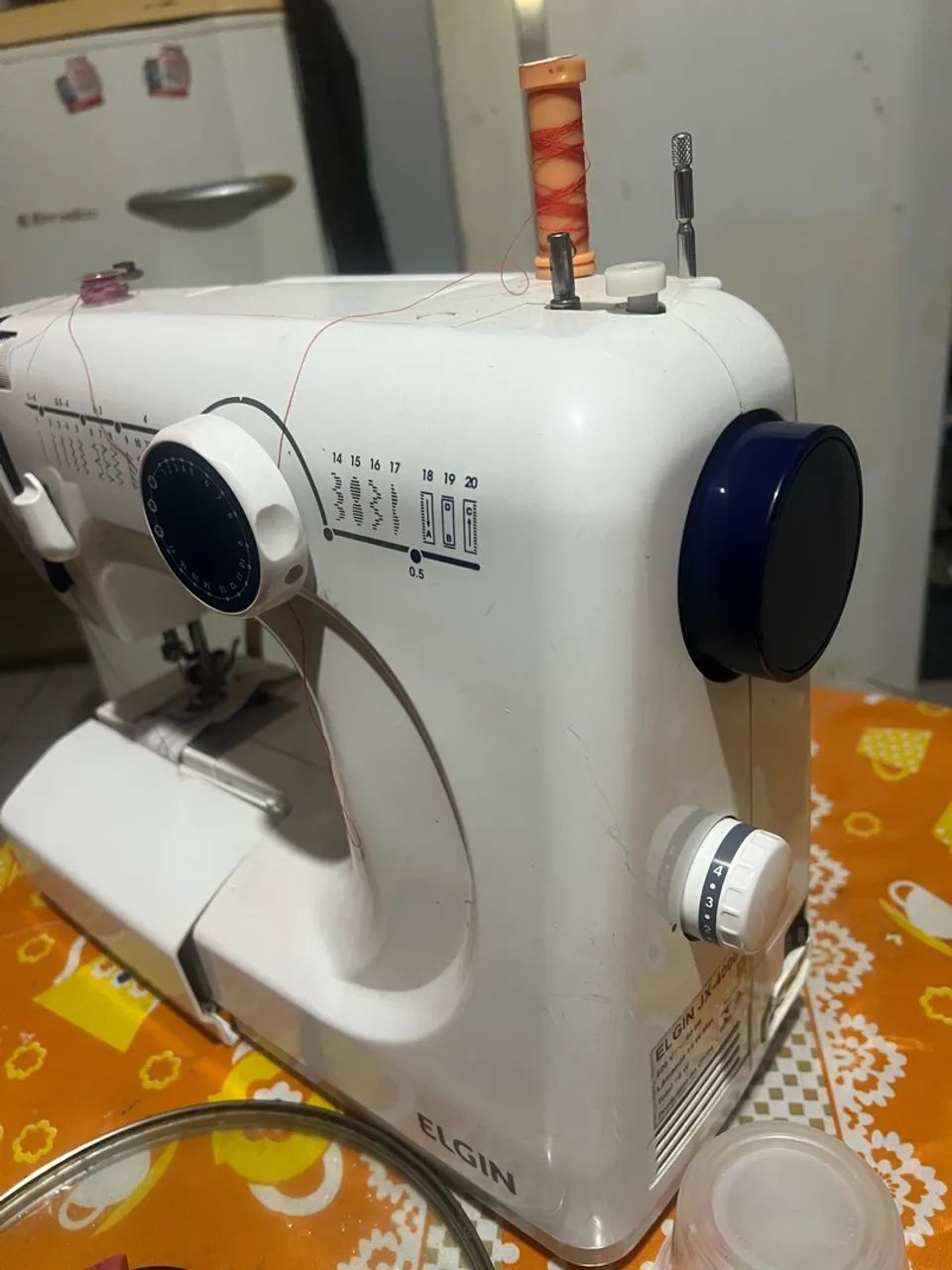 Máquina de costura - Foto 5