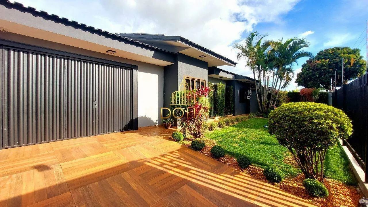 CASA COM 1 SUÍTE E 2 QUARTOS NO RECANTO TROPICAL