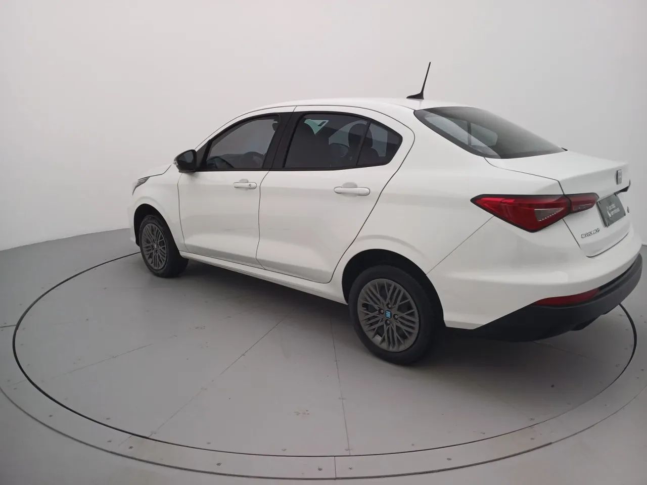 Fiat Cronos Precision 1.3 16V Flex Aut. 2026 - Foto 3