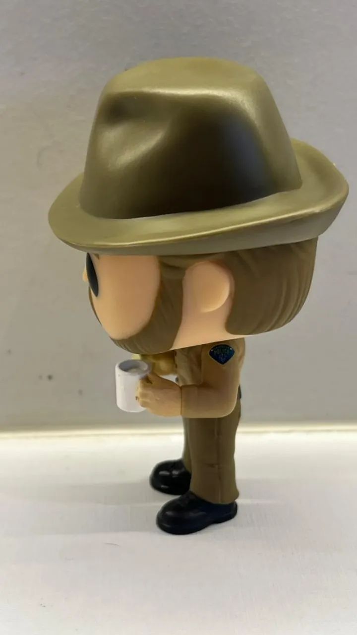 Funko Pop Hopper Stranger Things #512 seminovo sem caixa - Foto 2