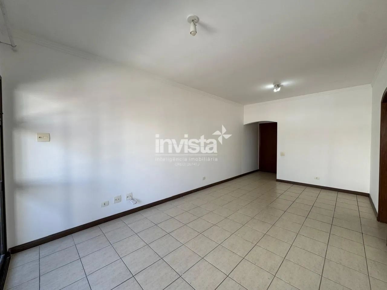 Apartamento 2 Dormitórios com Varanda para Alugar na Pompéia em SANTOS - Foto 6