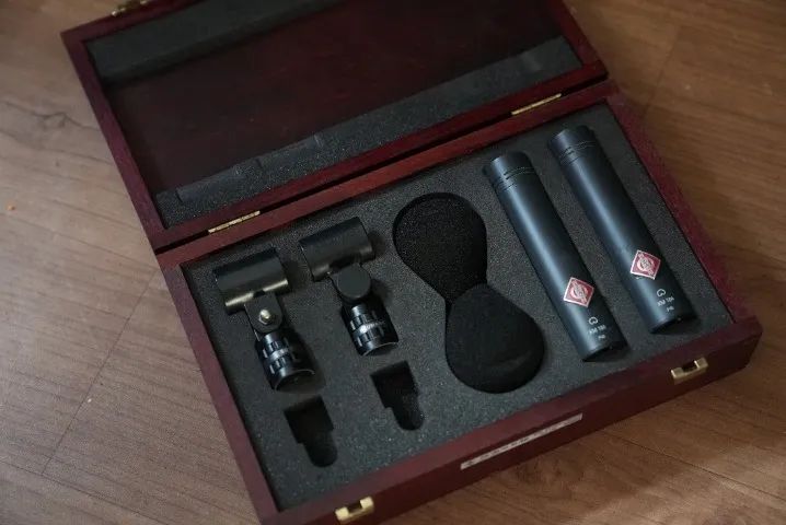 Microfone Condensador Prateado Neumann Km184 (Par) com Caixa de Madeira - Foto 3