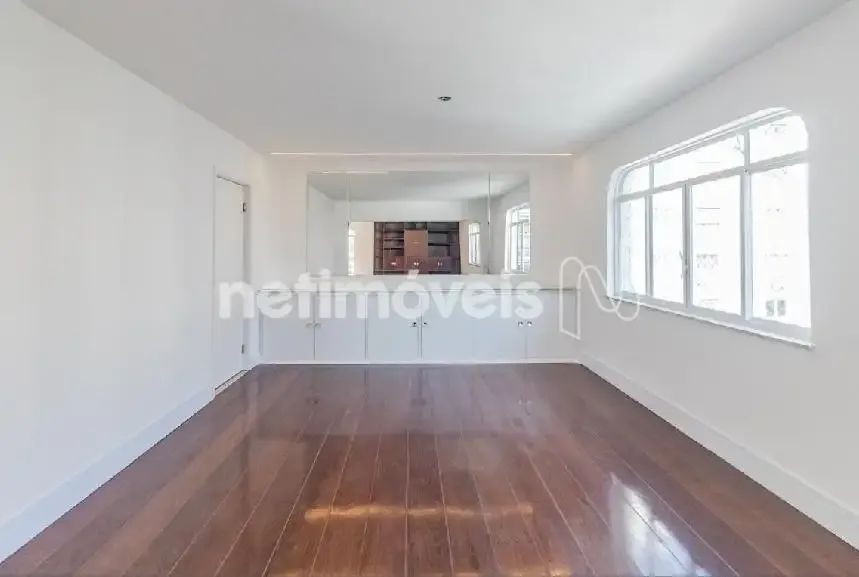 Apartamento iluminado e recem reformado com 03 suítes no Jardins - Foto 3