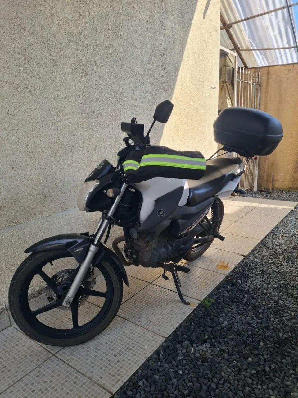 Vendo Factor 150 cc 21/22 - Foto 3