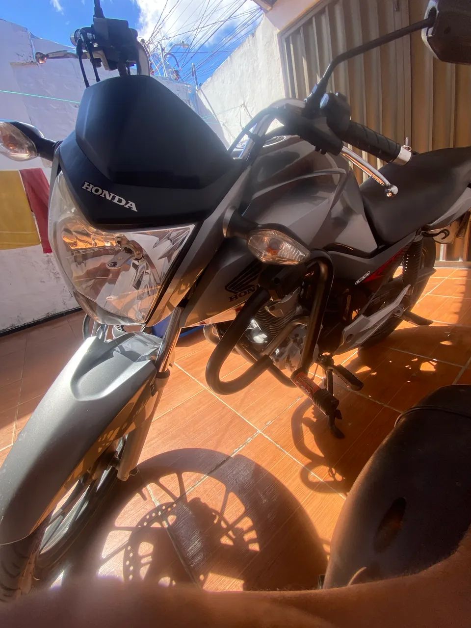 Vendo moto conservada 