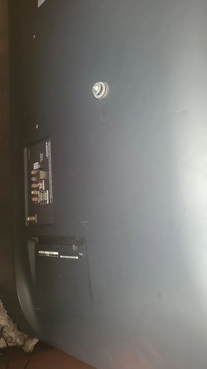 Tv 50 polgadas p/uso de peças 