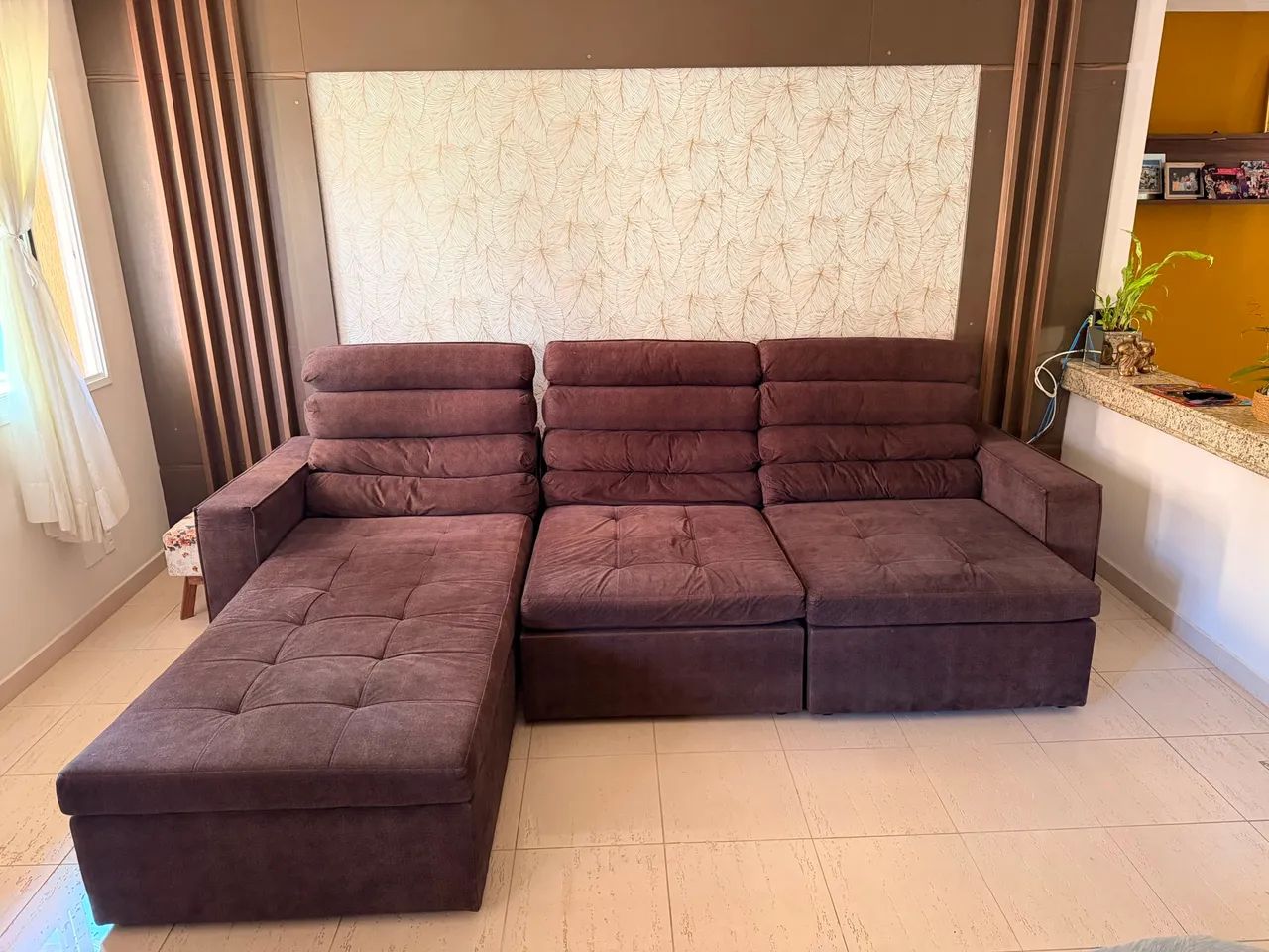 Sofá Volt com Chaise - Marrom