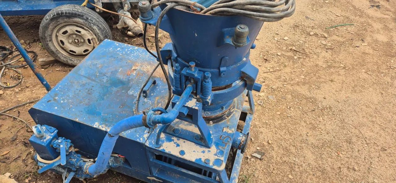 Bomba de projetado via seca CP-3 .<br>35.000,00. - Foto 2