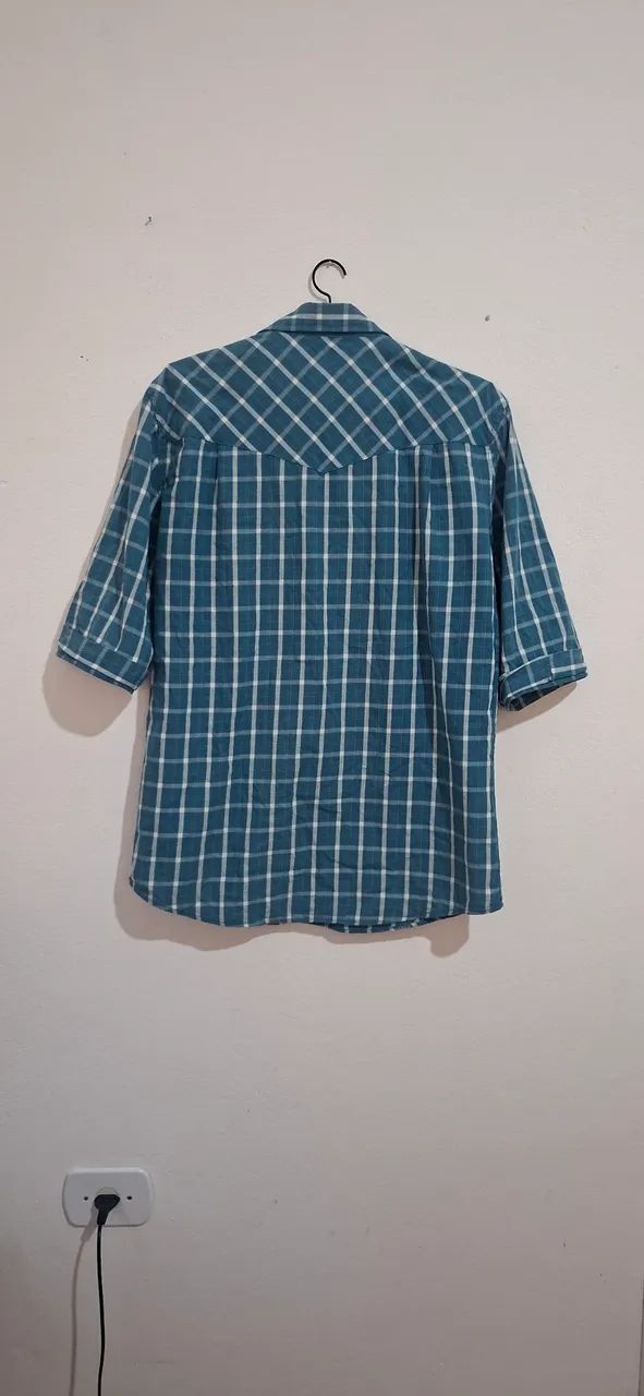 Camiseta xadrez verde água - Foto 2