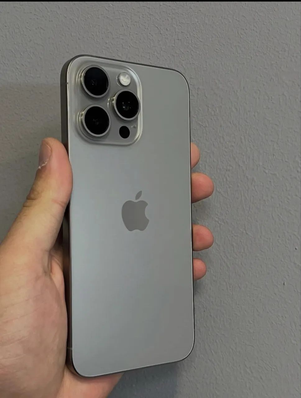iPhone 15 Pro - Foto 2