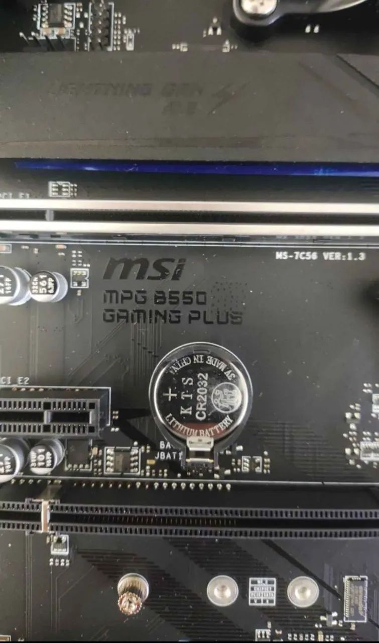 Placa Mãe MPG B550 GAMING PLUS MSI - Foto 2