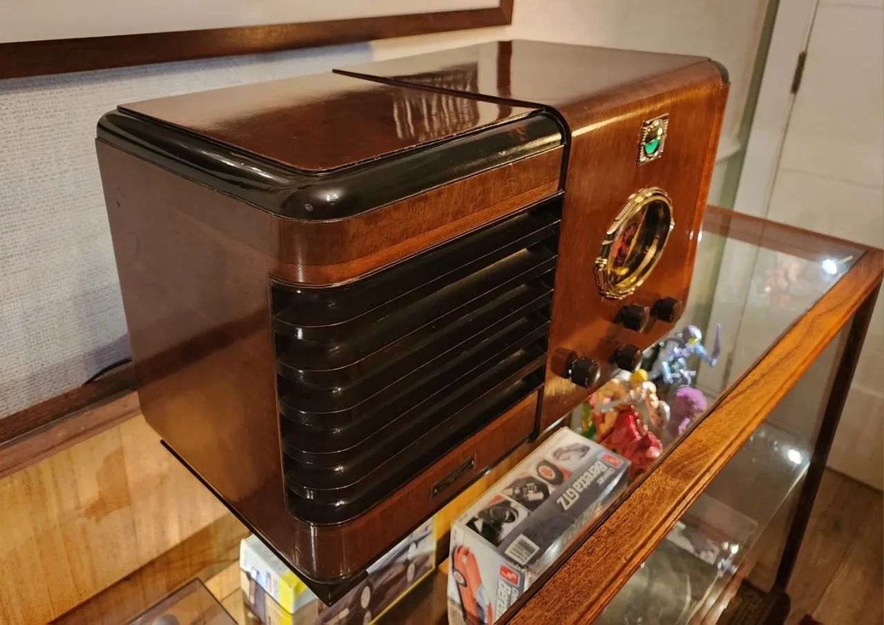 Rádio antigo Zenith - Foto 2