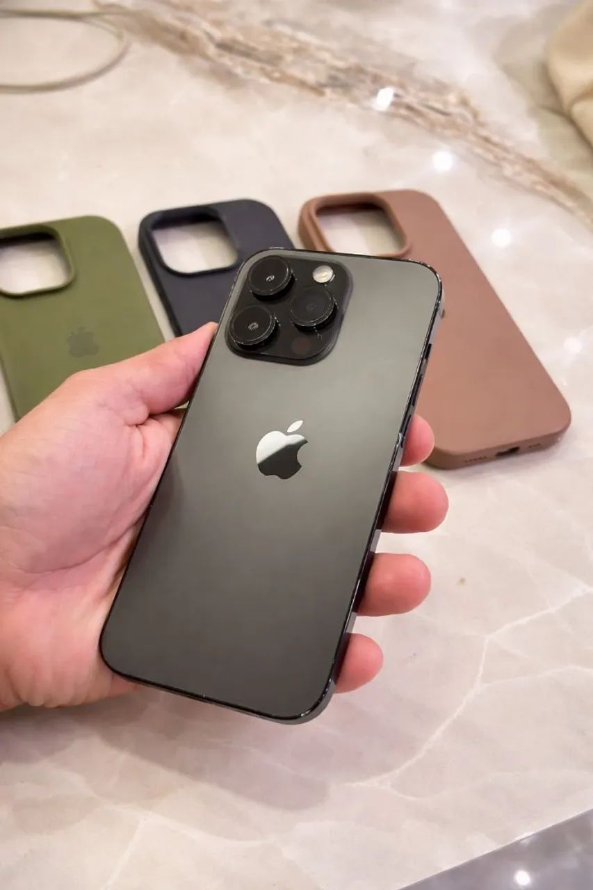iPhone 14 pro 256gb todo original - Celulares e Smartphones