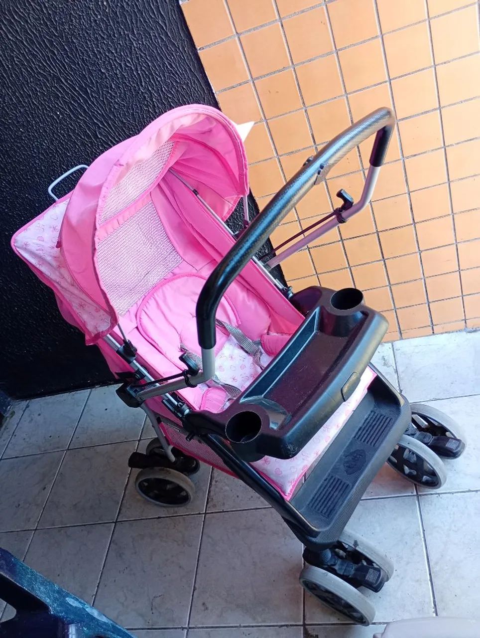 Carrinho e bebê conforto feminino  - Foto 3